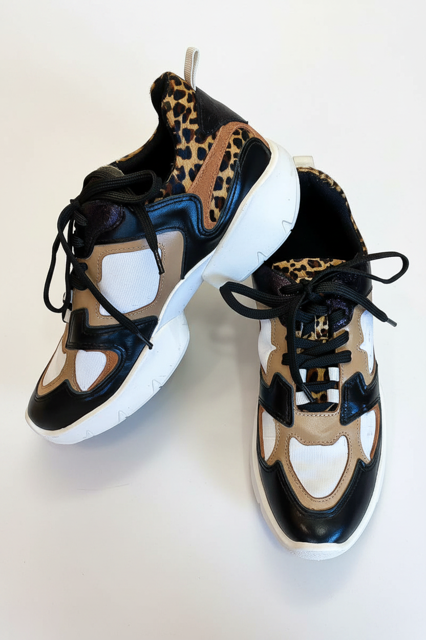Smidt Black Leopard Shoes (size 6, 7)