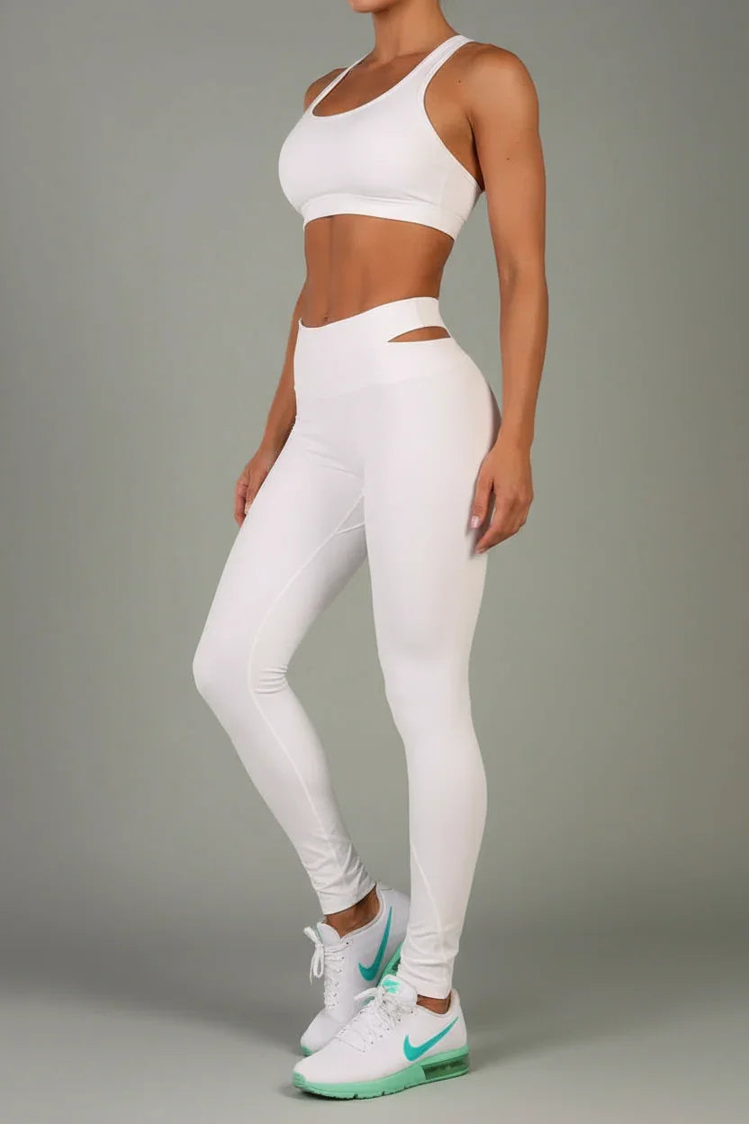 Bia Brazil Peek-a-boo Legging