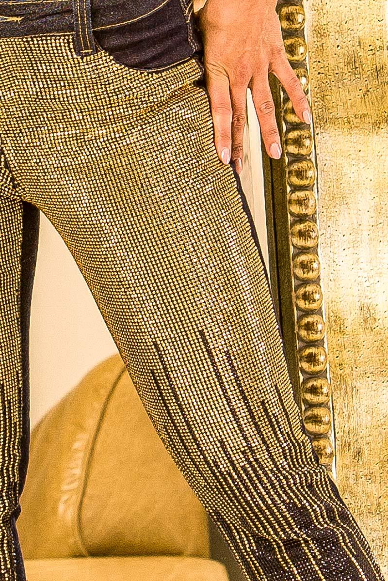 Moikana Crystal Stud Jeans