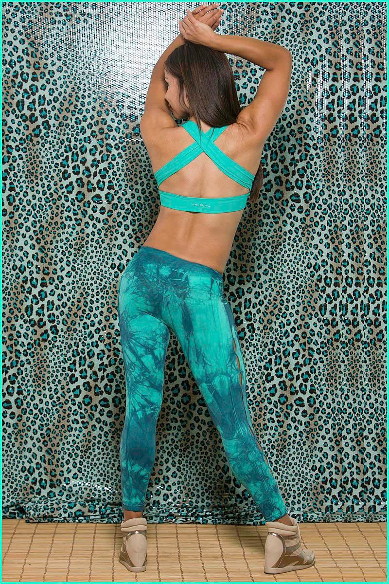 Alto Giro Jade Peek A Boo Legging
