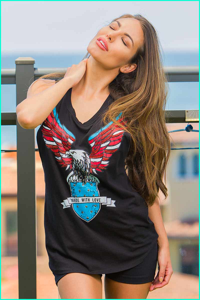 Alto Giro Made With LOVE Embellished Tank