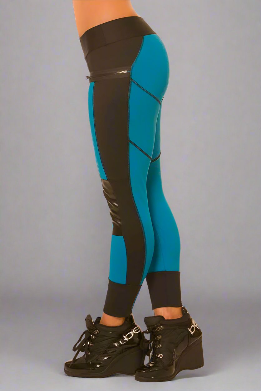 Alto Giro Matte & Glossy Baja Legging